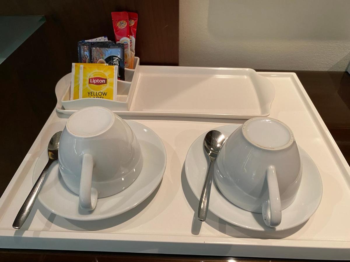 Phoenix Plaza Hotel Apartments Abu Zabi Zewnętrze zdjęcie