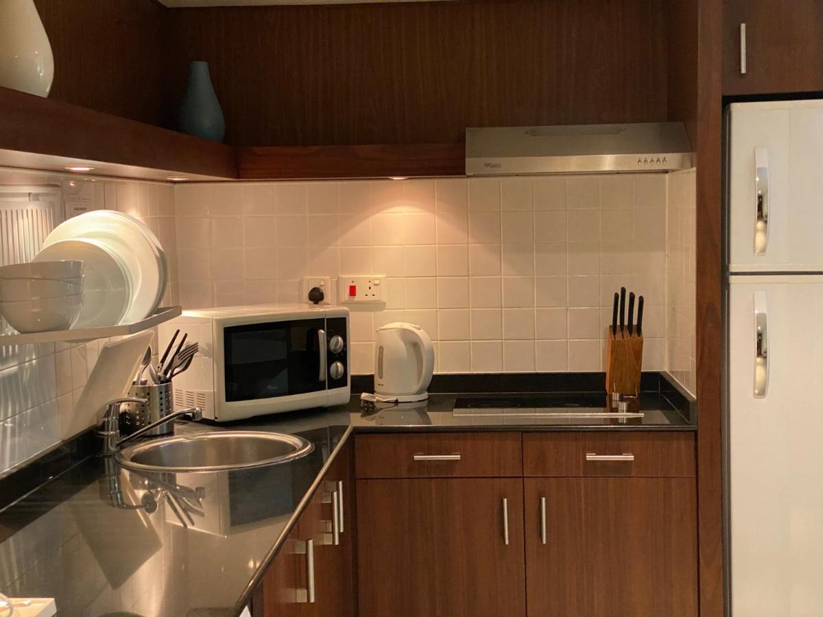 Phoenix Plaza Hotel Apartments Abu Zabi Zewnętrze zdjęcie