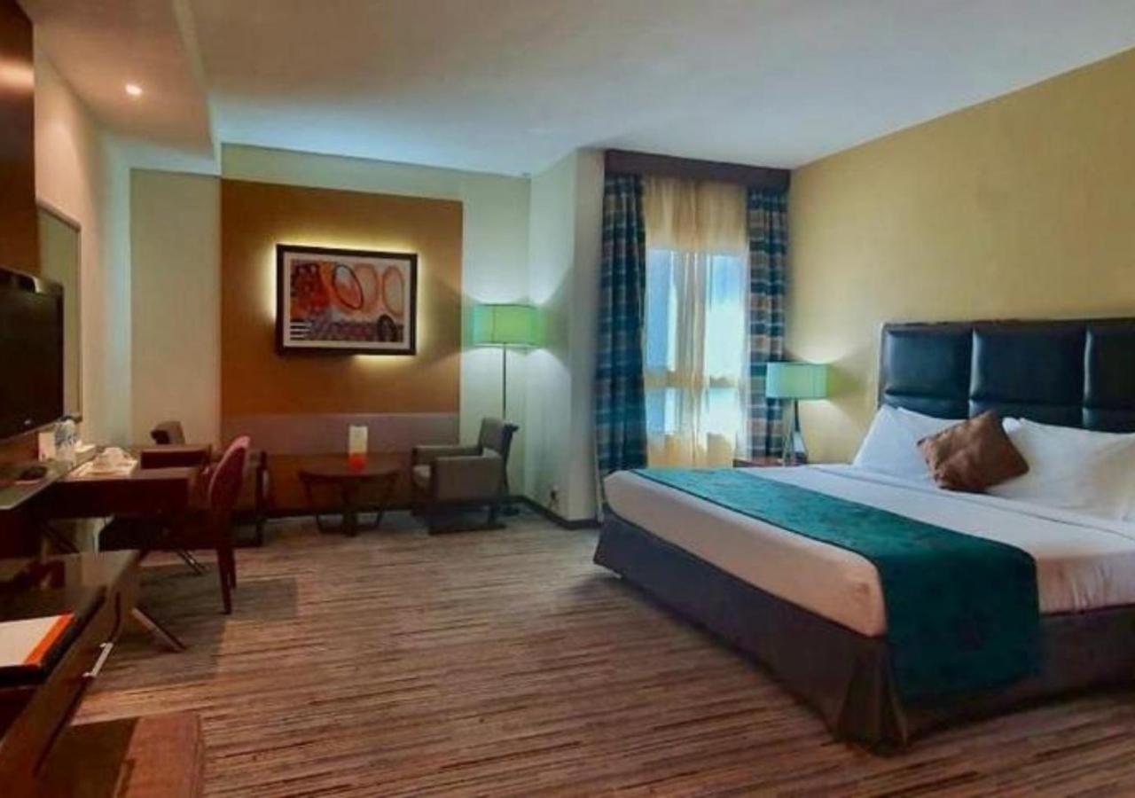 Phoenix Plaza Hotel Apartments Abu Zabi Zewnętrze zdjęcie