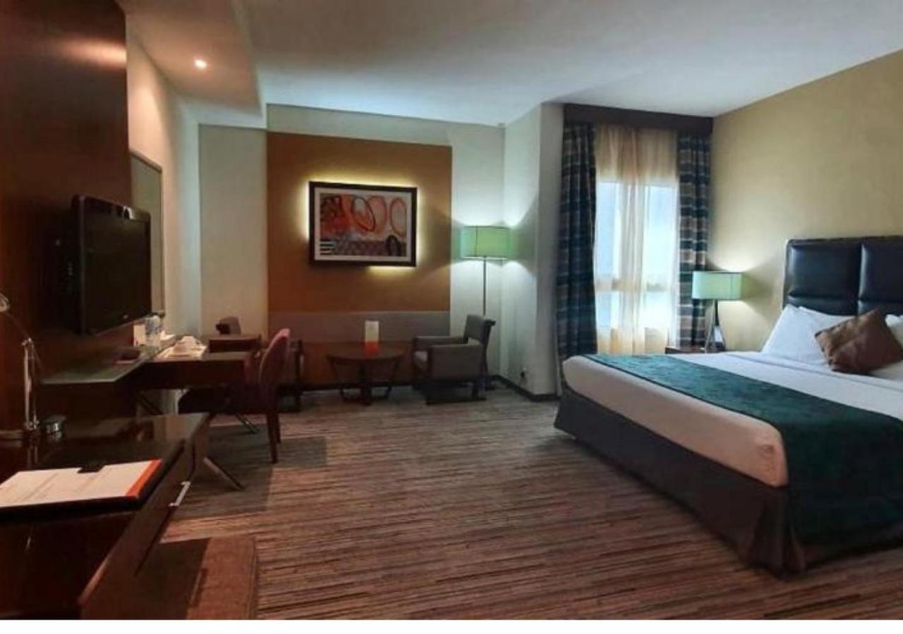 Phoenix Plaza Hotel Apartments Abu Zabi Zewnętrze zdjęcie