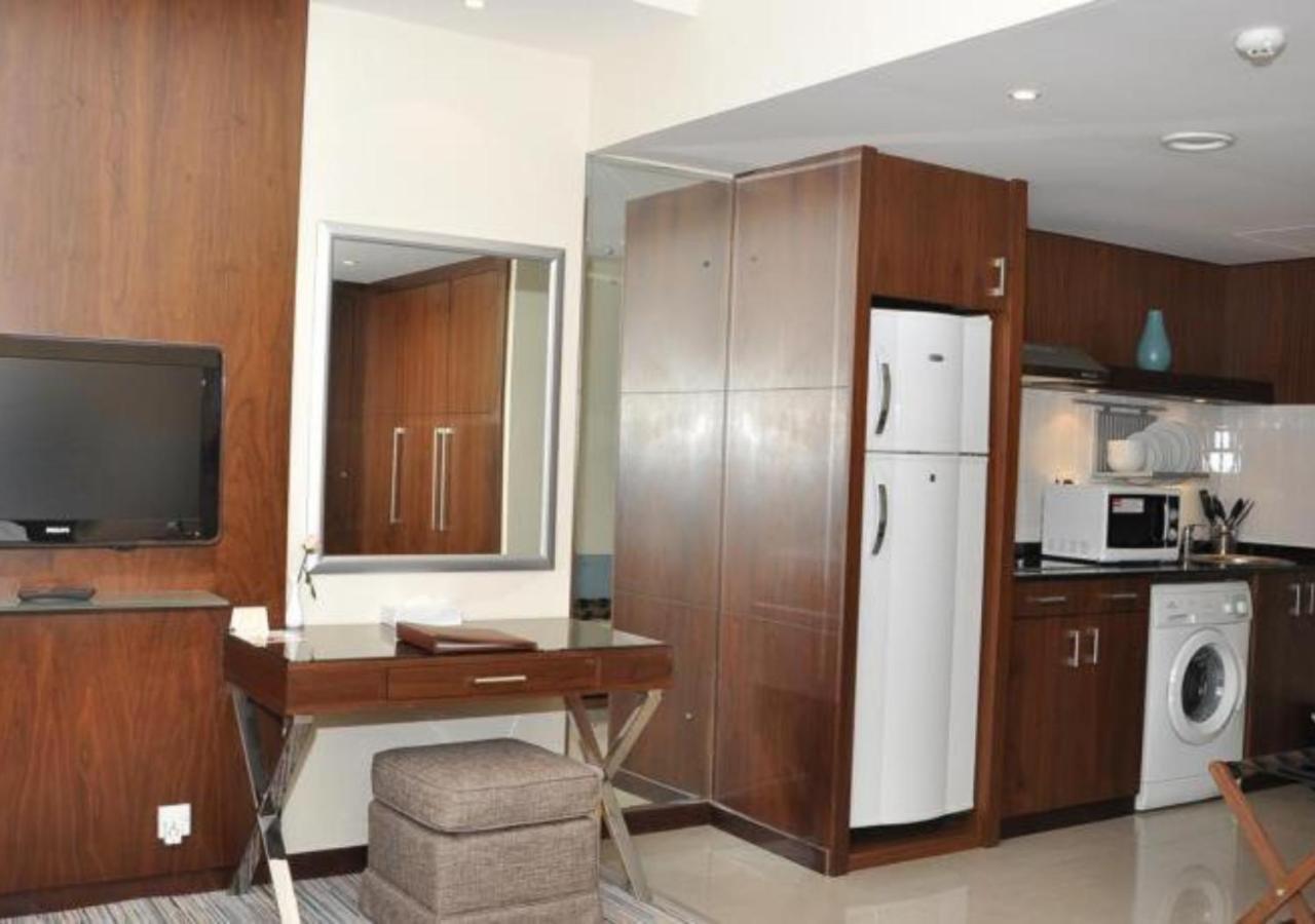 Phoenix Plaza Hotel Apartments Abu Zabi Zewnętrze zdjęcie