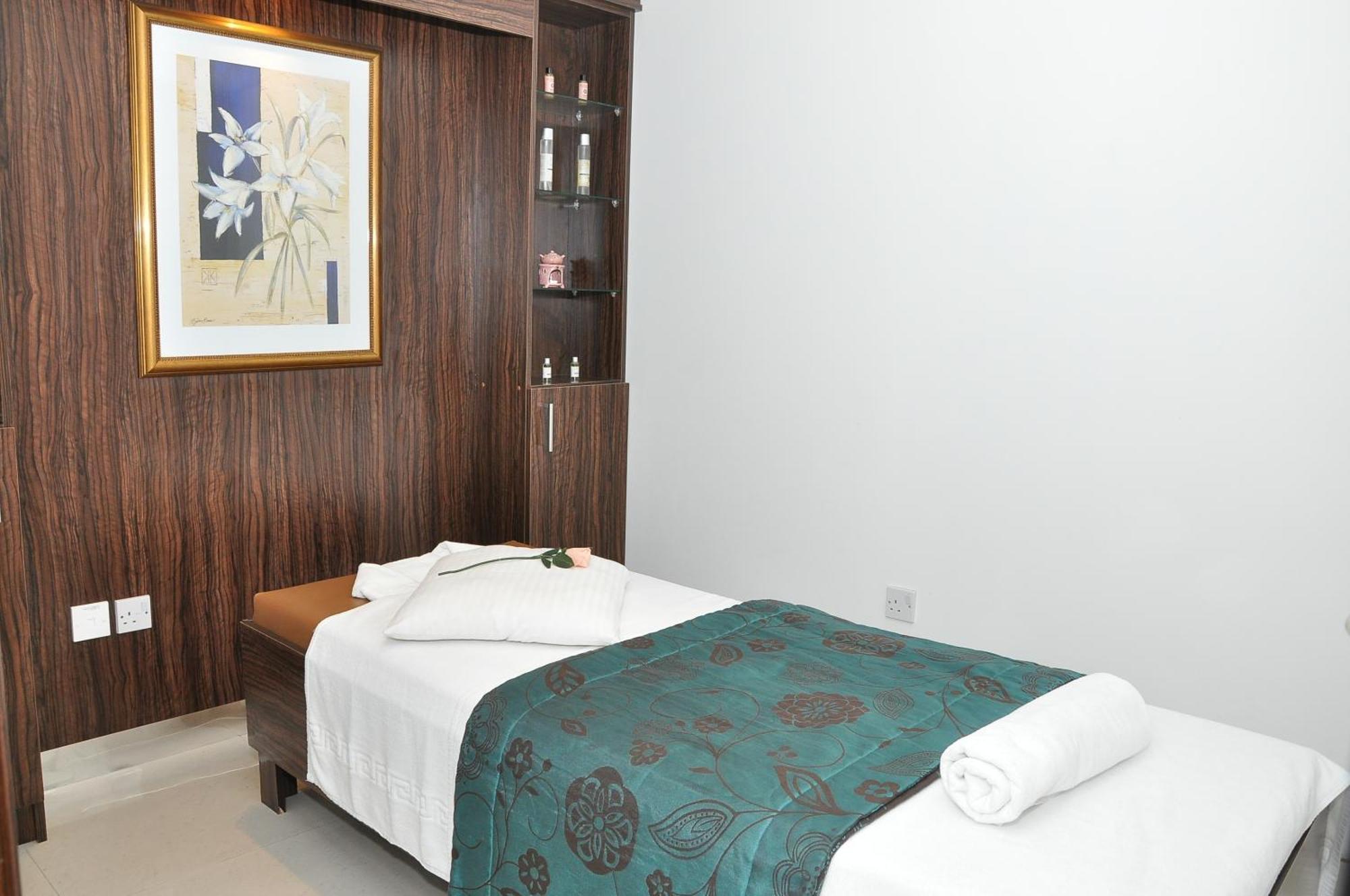 Phoenix Plaza Hotel Apartments Abu Zabi Zewnętrze zdjęcie