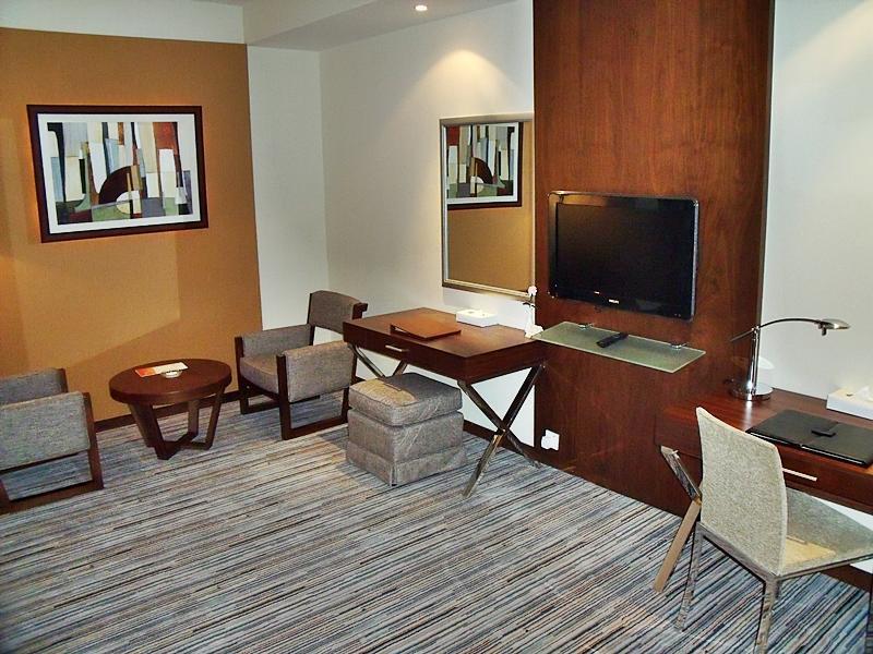 Phoenix Plaza Hotel Apartments Abu Zabi Zewnętrze zdjęcie